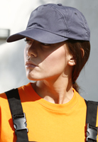 cappello con visiera pieghevole